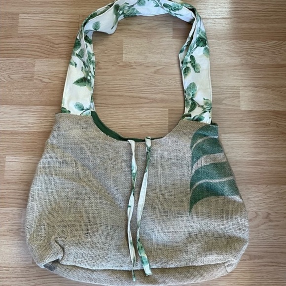 Upcycled Unique Handmade One of a Kind Satchel Tote Bag /Carryall Made in Haiti - Picture 9 of 9